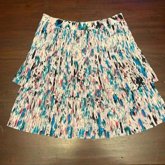 J. Crew lavender abstract tiered skirt size 00 - Picture 1 of 5